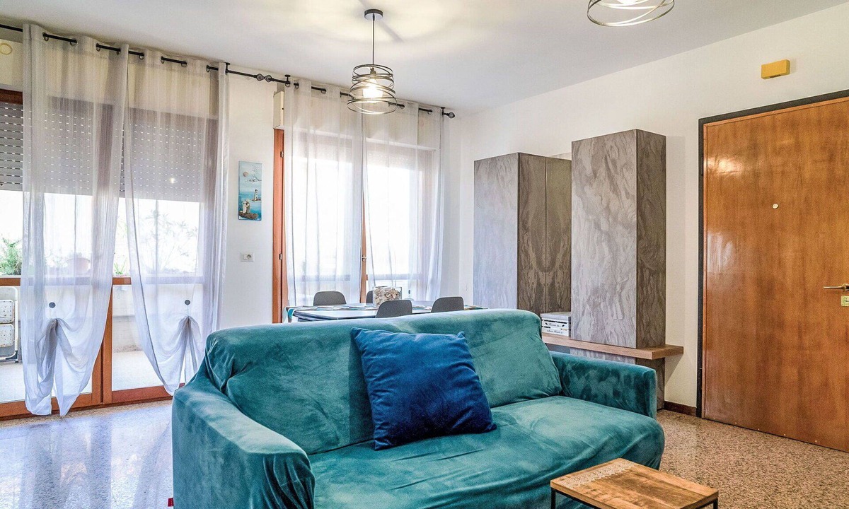 Giulianova Apartment | Cosy apartment for 4 people with A/C, WIFI, TV, balcony and pets allowed