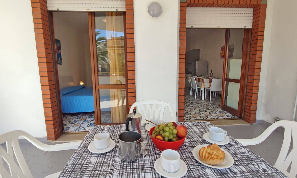 Villa Rosa Apartment | Cosy apartment for 6 people with WIFI, TV, balcony and pets allowed