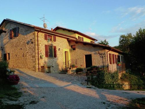 Apecchio House | Cottage in Marche near Ski Slopes