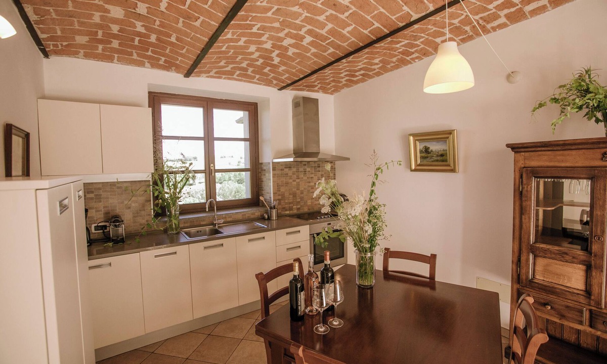 Isola d'Asti House | Country apartment Monferrato Moretti Winery