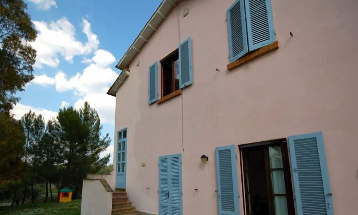Magliano in Toscana House | country house with pool and superb views of the vineyards
