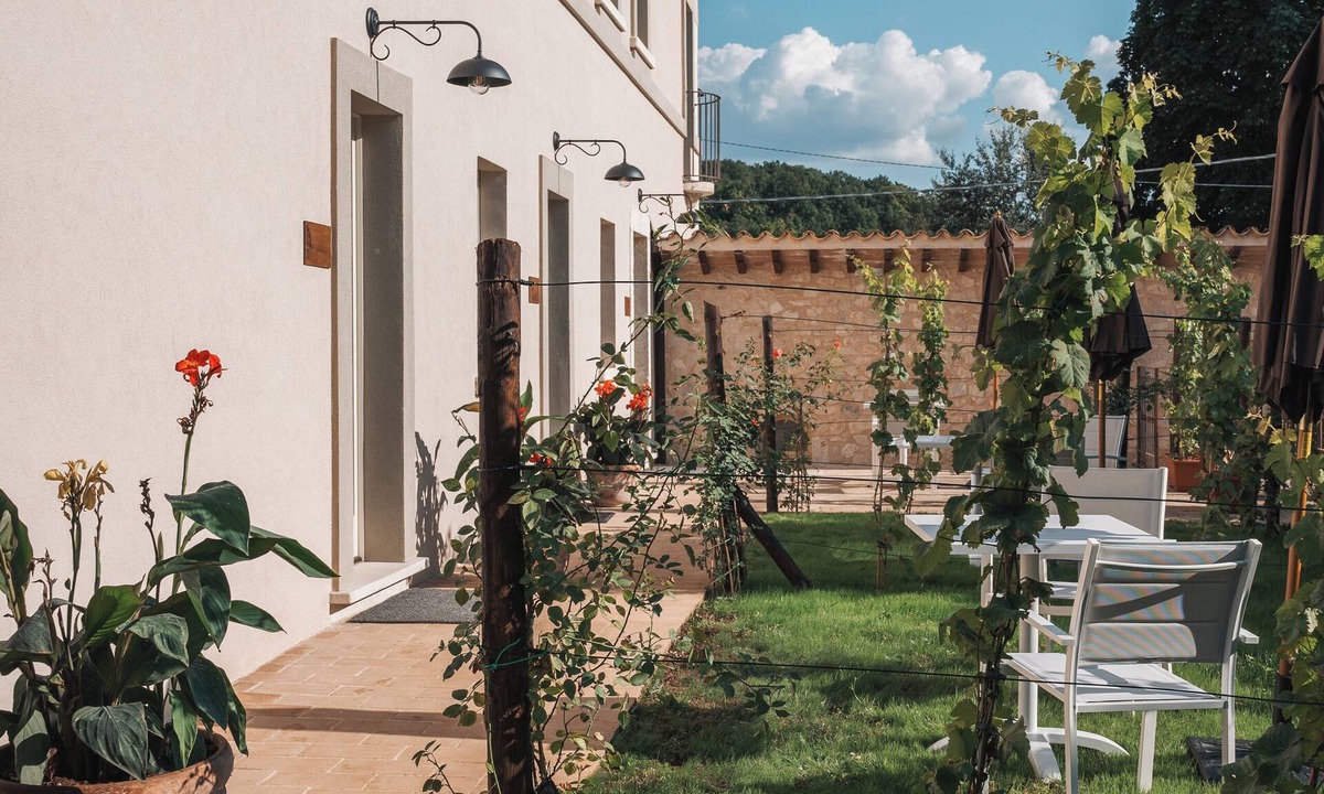 Serravalle House | Country House Il Vecchio Ippocastano