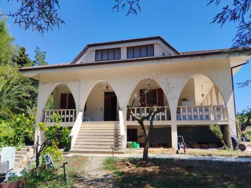 Massignano Bed & Breakfast | Country House Villa Marezi