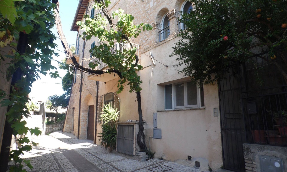 Trevi Apartment | COZY APARTMENT IN THE HISTORIC CENTER OF TREVI