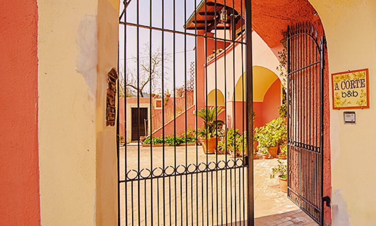Pozzovetere Bed & Breakfast | Cozy room in lovely B&B