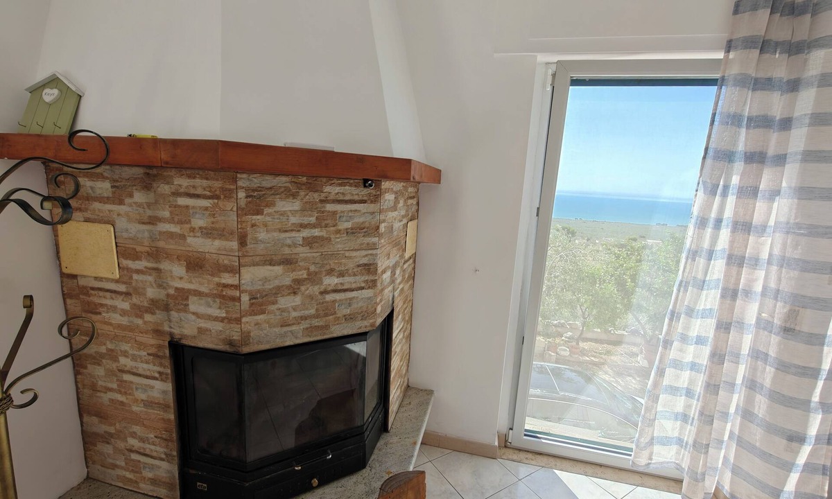 Monte Sant'Angelo Apartment | Cozy, spacious apartment, just minutes from the main lidos