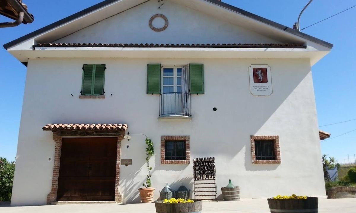 Barbaresco House | Cozy vacation home for 10 people