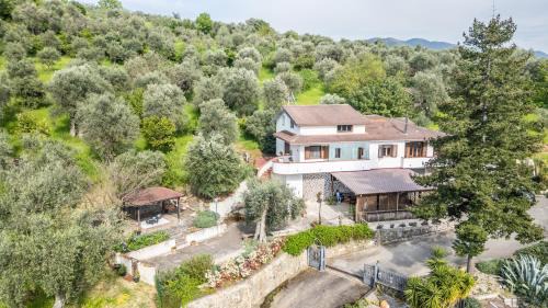Pertosa Villa | Da Donata - A Private Retreat Stay