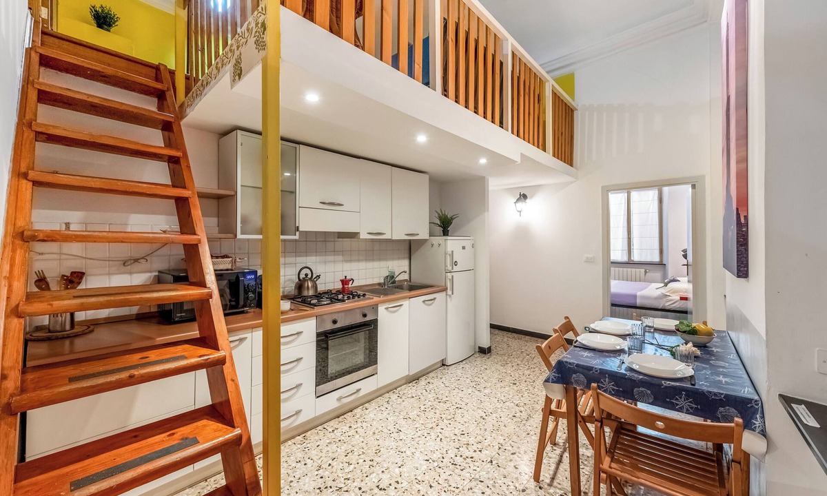 Pre Apartment | Da Stefano Historical Center 5 min to Aquarium, Genova, Italy