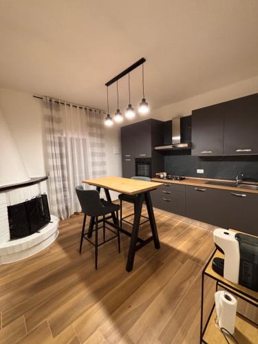 Cisterna di Latina Apartment | De Chri House