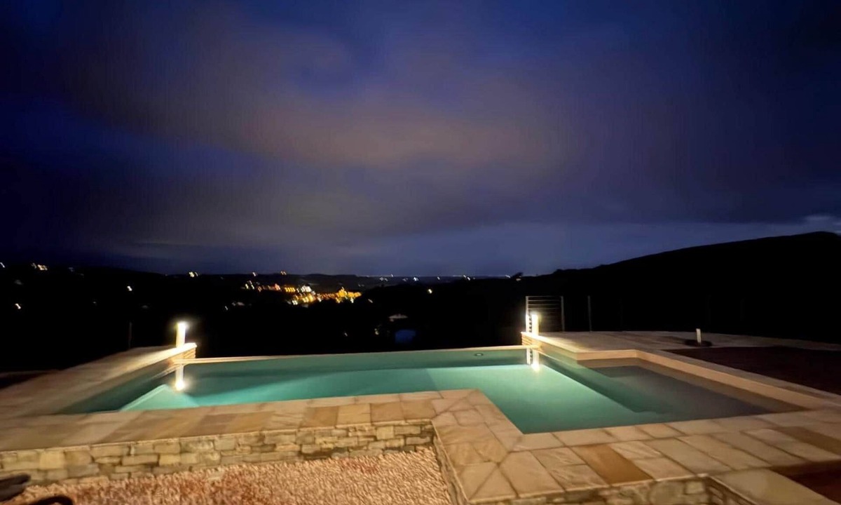 Dogliani House | Deluxe 2 Room Suite with SPA& Pool