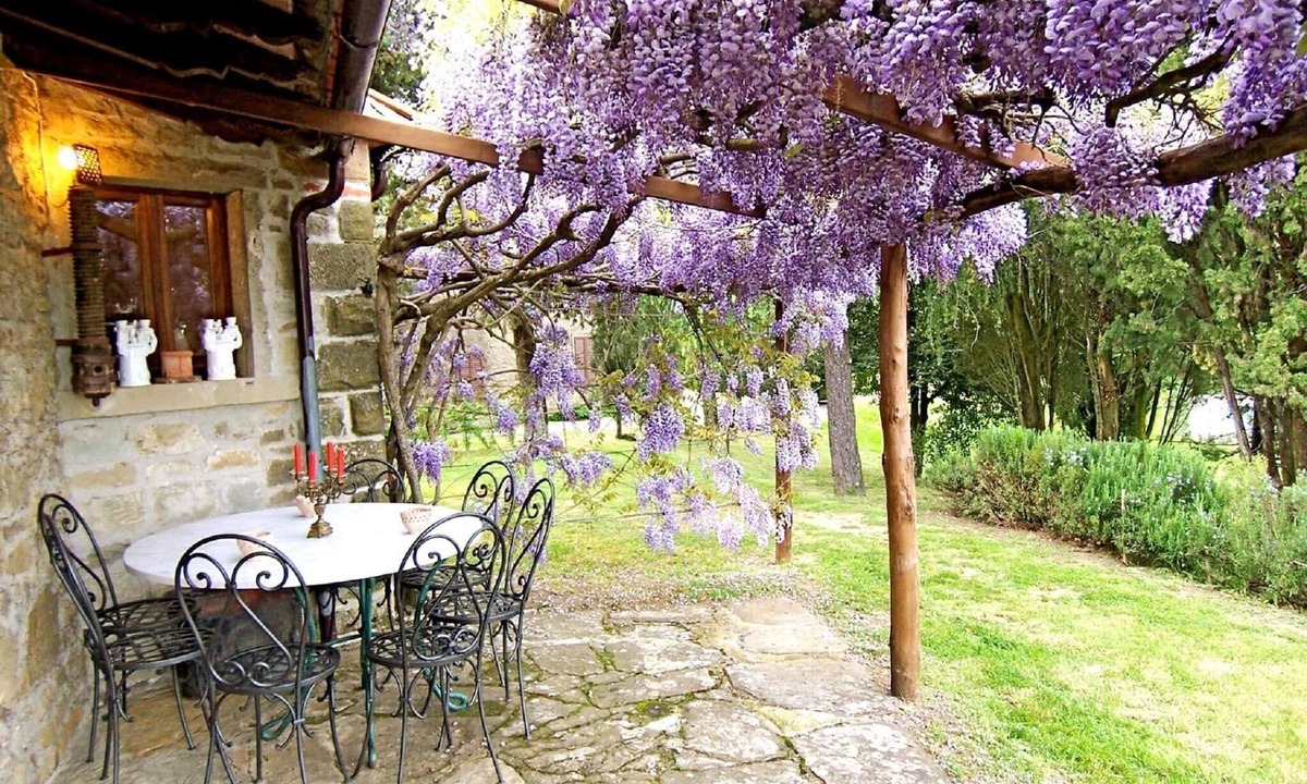 Scheggia Cottage | Detached cottage with swimming pool
