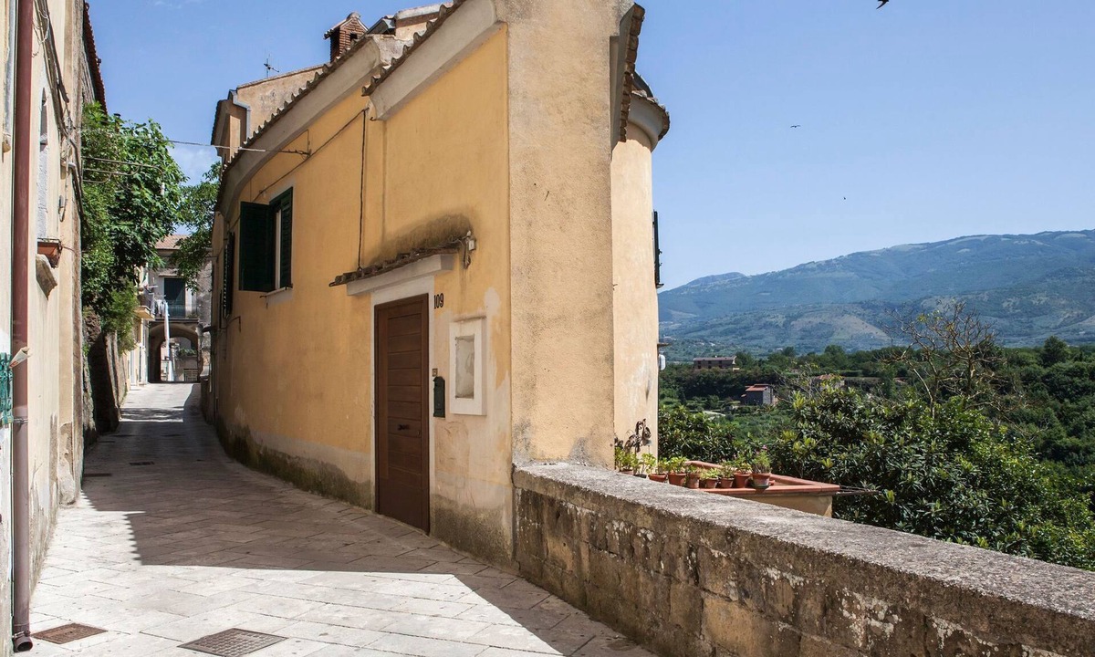 Sant'Agata de'Goti Apartment | Die Fehde von Sant'Agata by Interhome