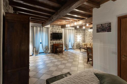 Ronciglione Apartment | Dimora del borgo antico