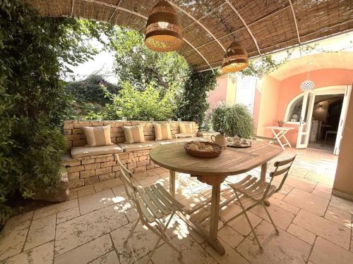 Torre a Mare Apartment | Donna Lucrezia, un giardino segreto per te!
