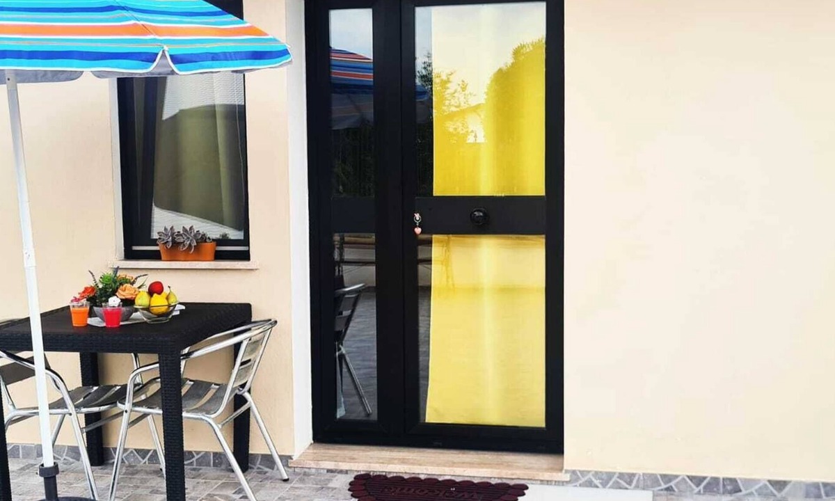 Cariati House | Double room 1 with separate entrance