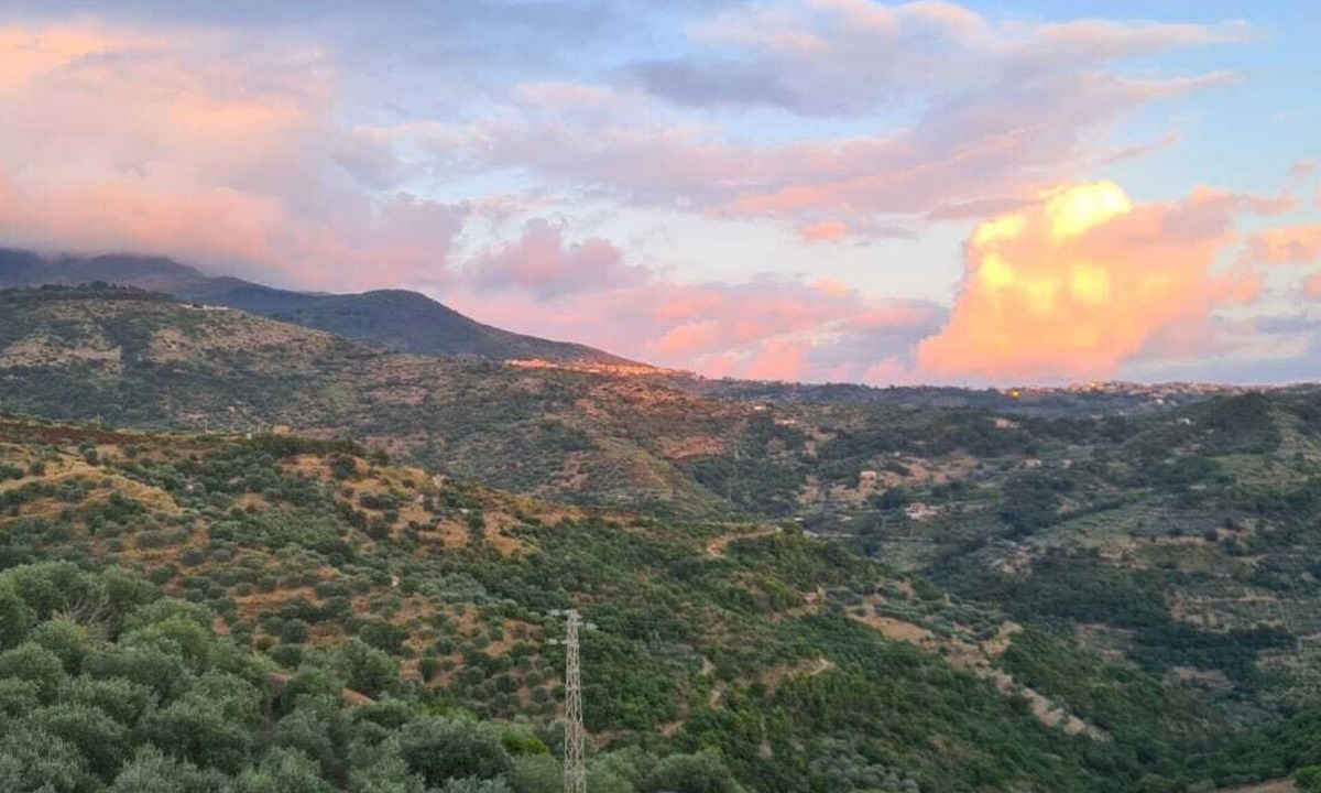 Montecorice Apartment | Ebikes, Fast Wi-Fi, Panorama, AC, and sea nearby
