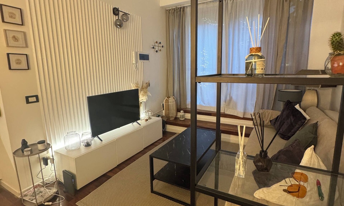 Washington Apartment | Elegant Apartment with Private Garden - Near M4 Metro & Center
