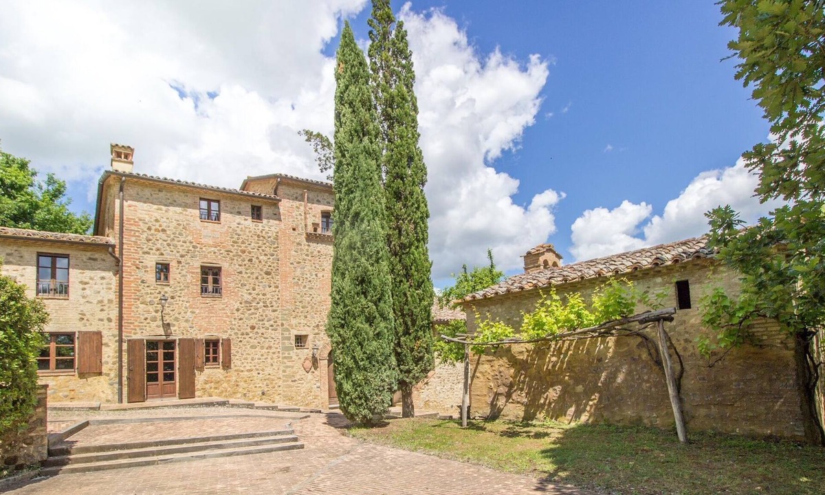 Umbertide House | Elegant Holiday Home between Umbria and Tuscany
