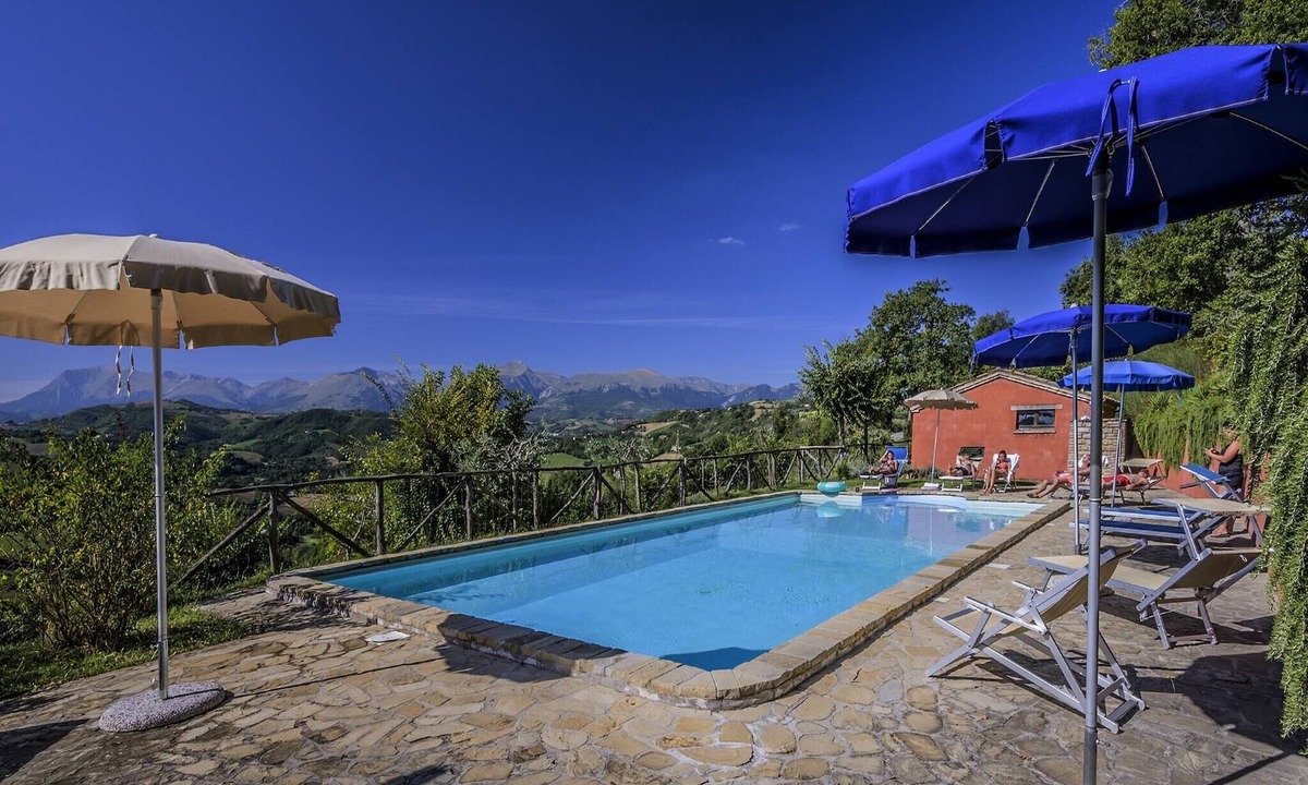 Monte San Martino Apartment | Elegant Stone House w/Pool