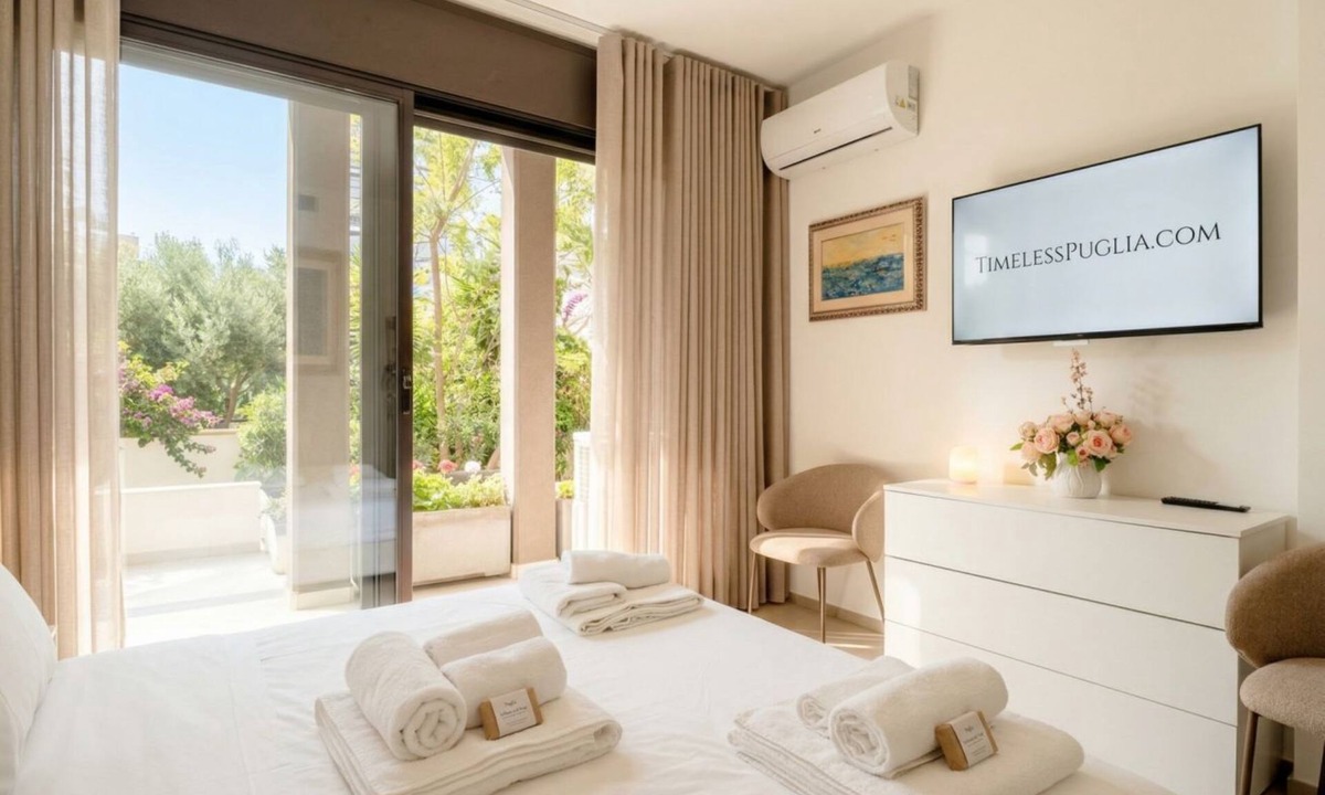 Municipio 2 Apartment | Elena's Garden Luxury Apartment