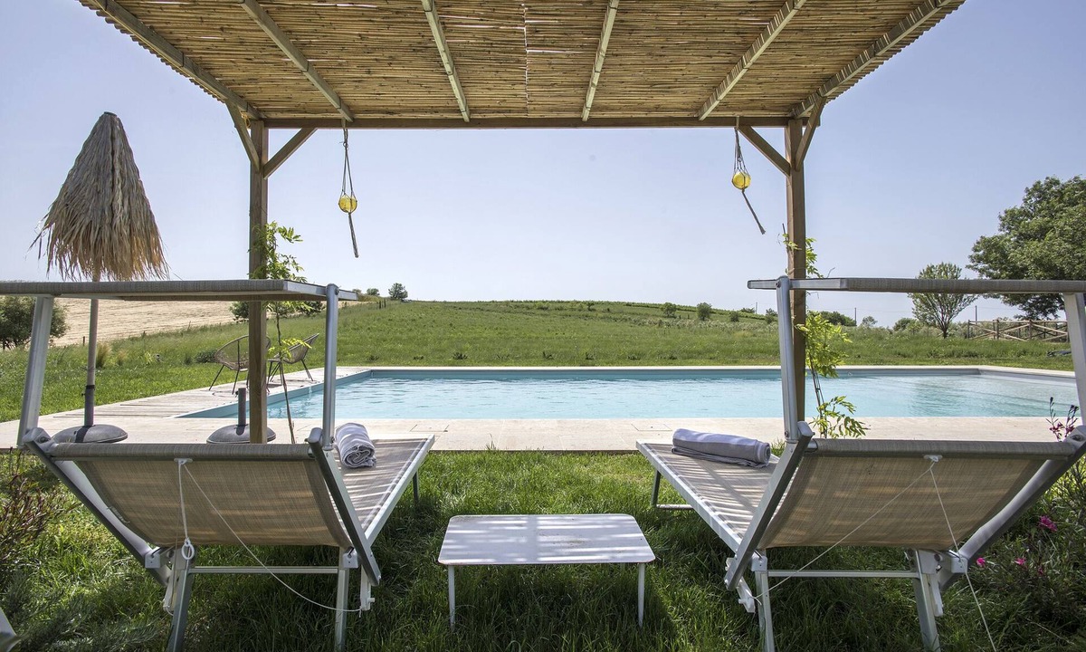 Manciano House | Enchanting Organic Lavender Farm with stunning pool