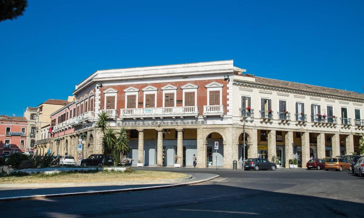 Crotone Apartment | Estes