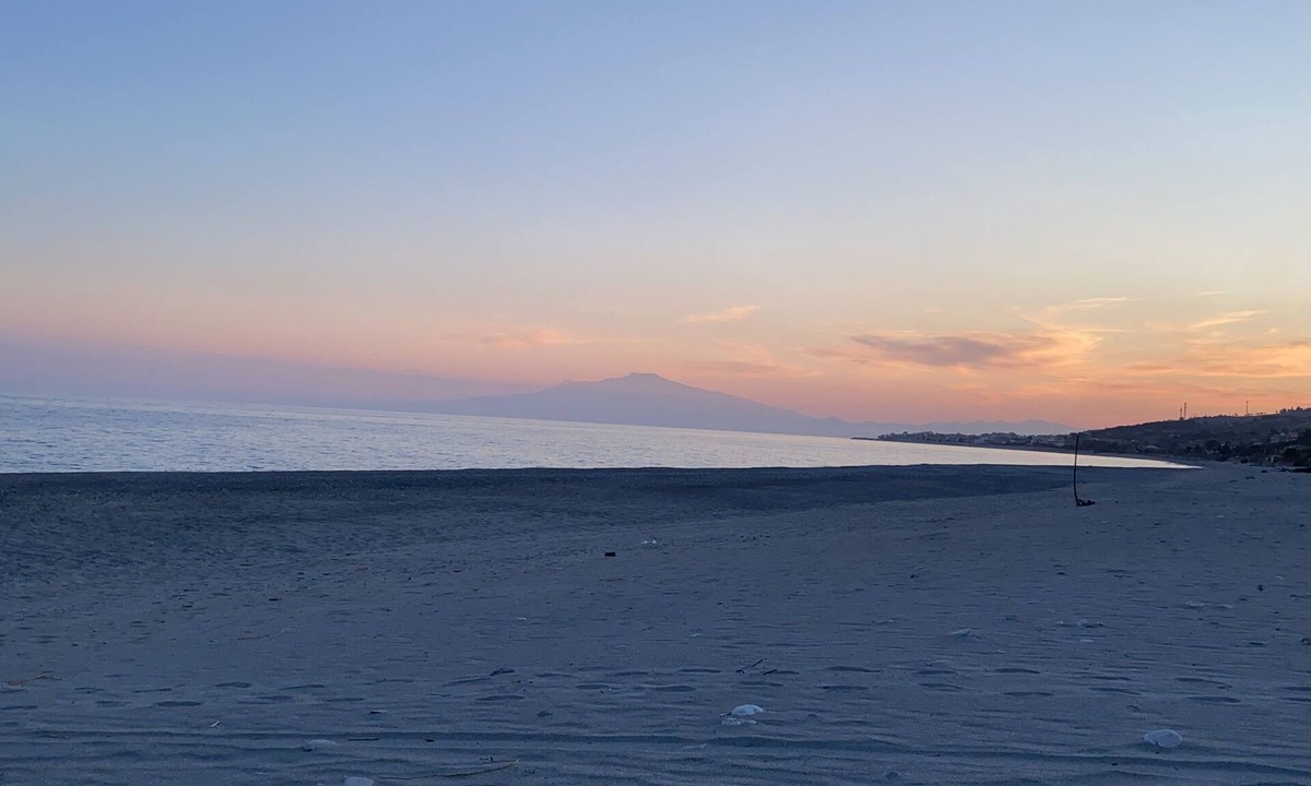San Lorenzo Apartment | Etna & Ionian: Your Terrace by the Sea