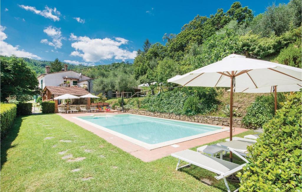 Saturnana House | Evelina