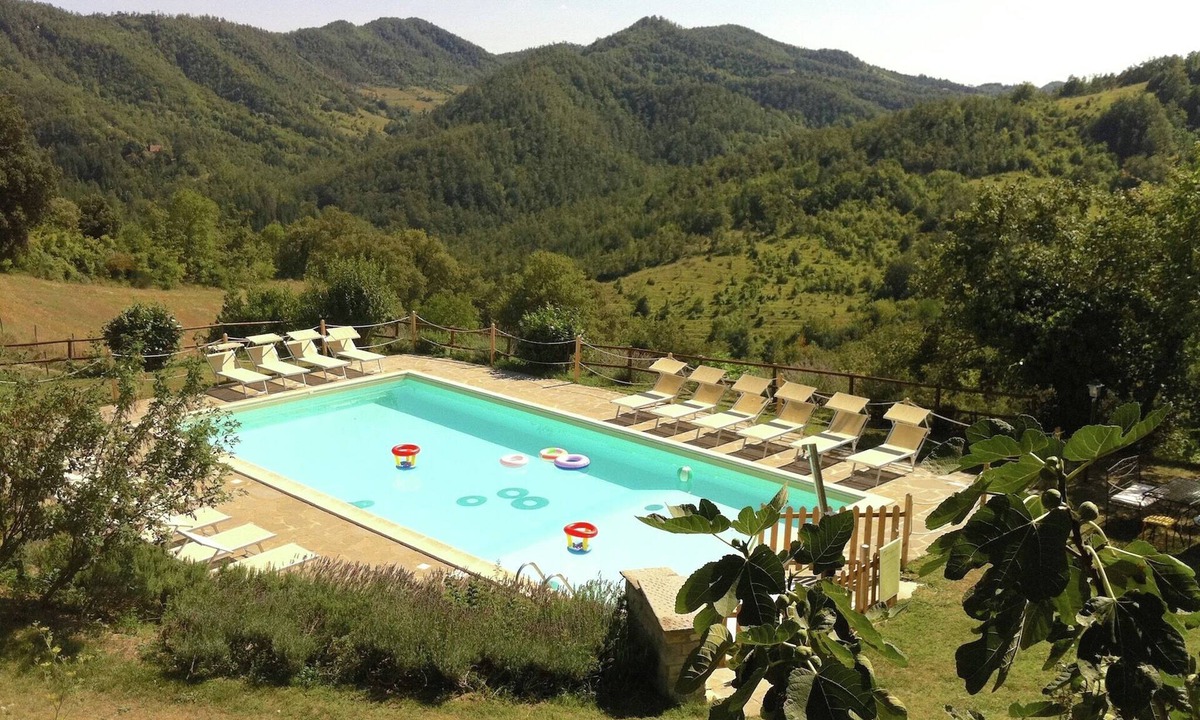 Apecchio House | Farmhouse in Apecchio with Pool and Terrace