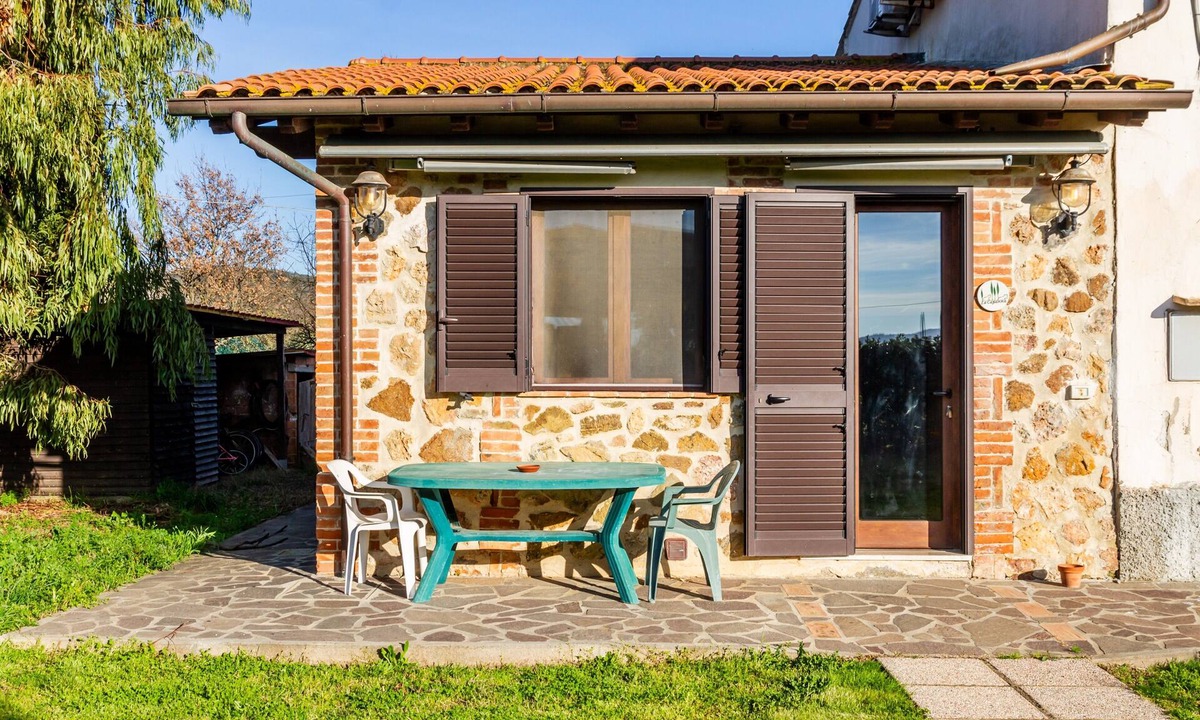 Braccagni House | Farmhouse "Le Gerlette - La Capanna" with Shared Pool & Wi-Fi