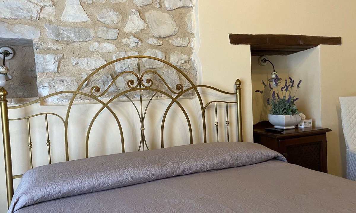 Precetto Other | Farmhouse Palazzo Del Papa Lavender