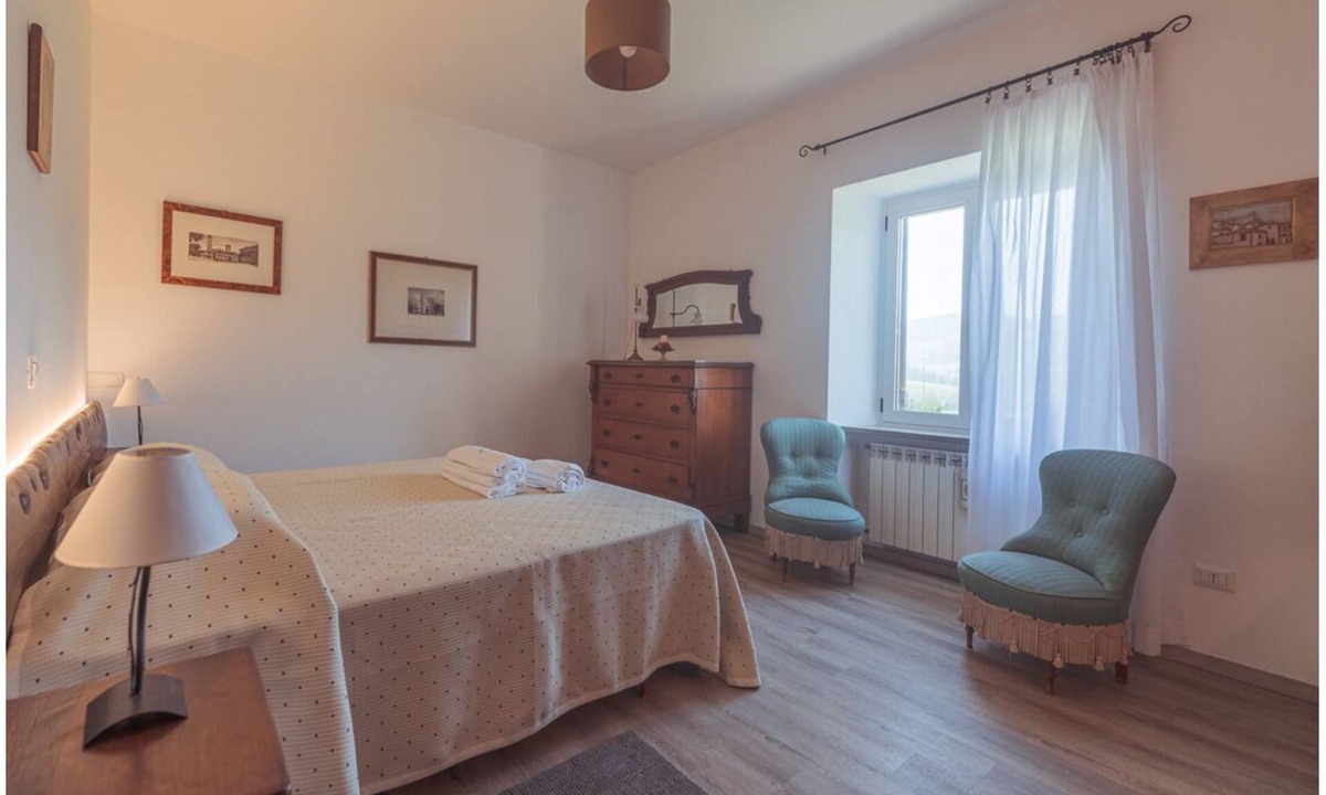 Nerbisci House | FARMHOUSE QUERCETO - APARTMENT SUNFLOWER