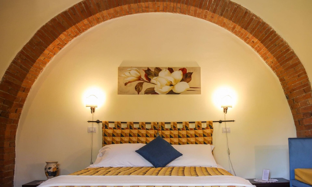 La Campigliola Apartment | Ferienzimmer "Stern von Bethlehem Zimmer"'. by Interhome