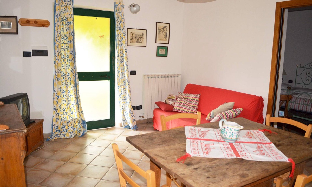 Montelaguardia Apartment | Fico Apartment: two-roomed apartment 2 + 2 beds in open countryside with views