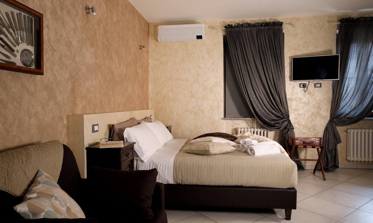 Monticello d'Alba Apartment | flat 'Golden Sands' with swimming pool