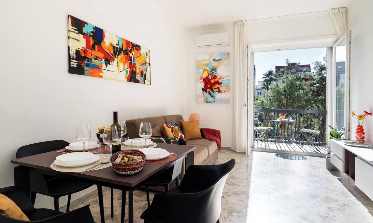 Bari City Centre Apartment | Garibaldi 23 Central Apart Bilo by BarbarHouse