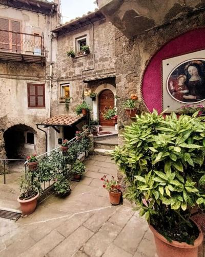 Vallerano Apartment | Giglio Vallerano. Alloggio turistico