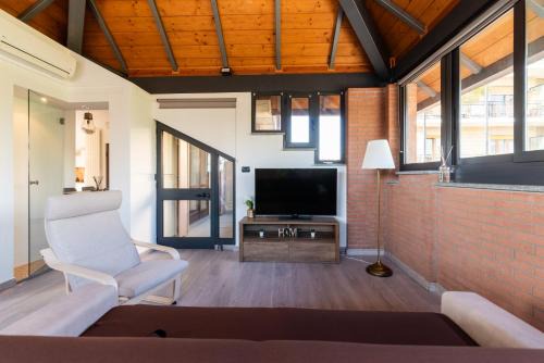 Collegno Apartment | Giulia's Dome - Esclusivo ed elegante attico