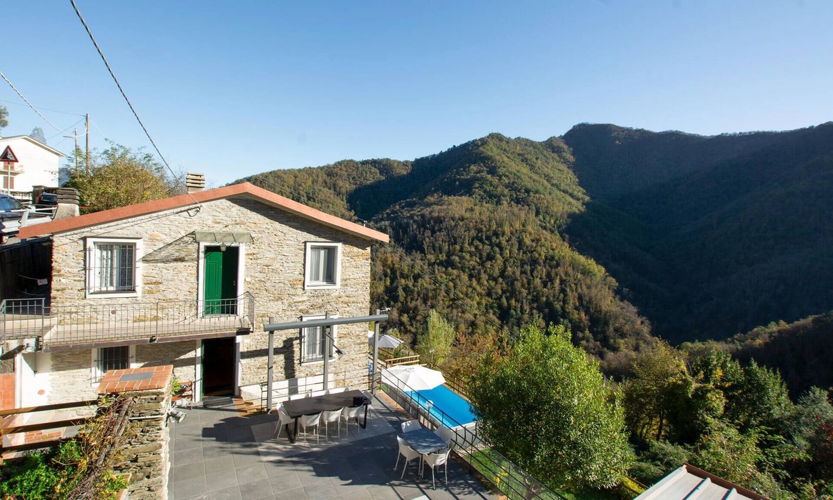 Tribogna House | Gorgeous home in Tribogna