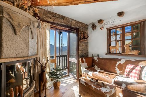 Grangesises Apartment | Grange Romantic Retreat Mountain View - Happy Rentals