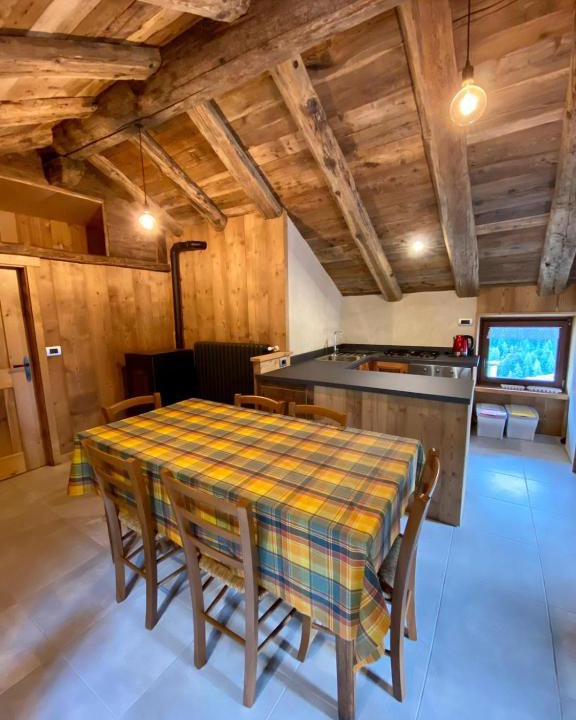 Valgrisenche Apartment | grenier barrel