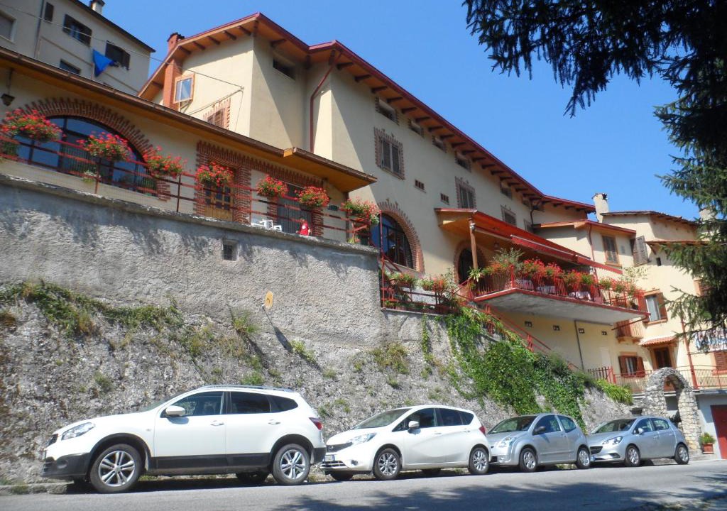 Scanno Hotel | Grotta dei Colombi