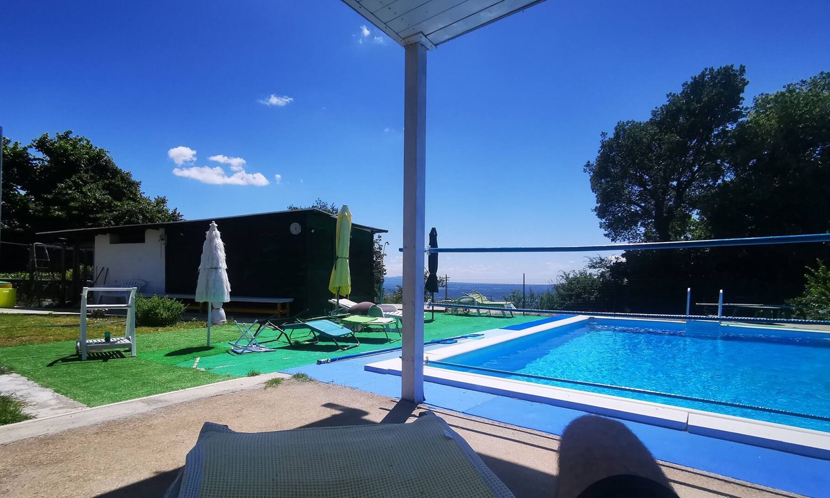 Guardea House | Guardea Holiday Home