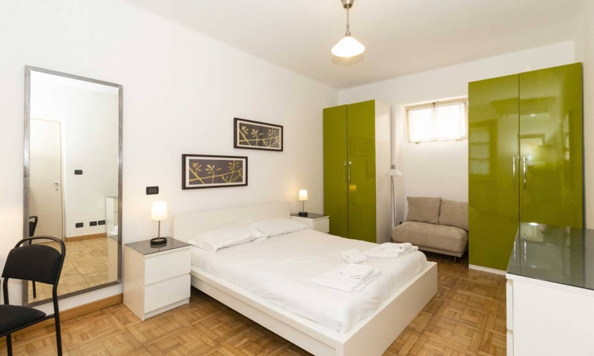 Historic Centre Apartment | GuestHost - Comfortable apartment that can accommodate up to 4 people with great ease and is equipped with every kind of comfort. We are in the beating heart of Turin, Piazza Vittorio Veneto, overlooking the Turin hill and the Gran Madre, everything is c