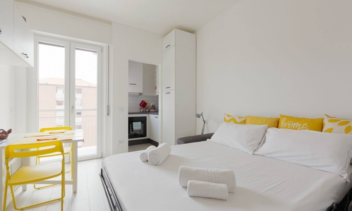 Barona Apartment | GuestHost - Cozy studio apartment 1.5km from IULM University!
