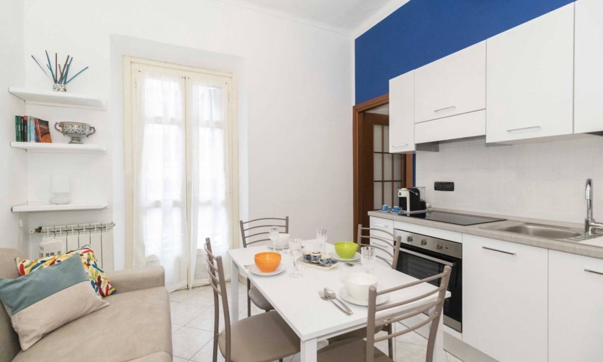 Lingotto Apartment | GuestHost - Functional apartment perfect for 4 guests located in a strategic and well-served position, in the heart of the Lingotto area, ideal for work, tourism and study. We are just a few minutes from the hospital area (Molinette, San Lazzaro Dermatol