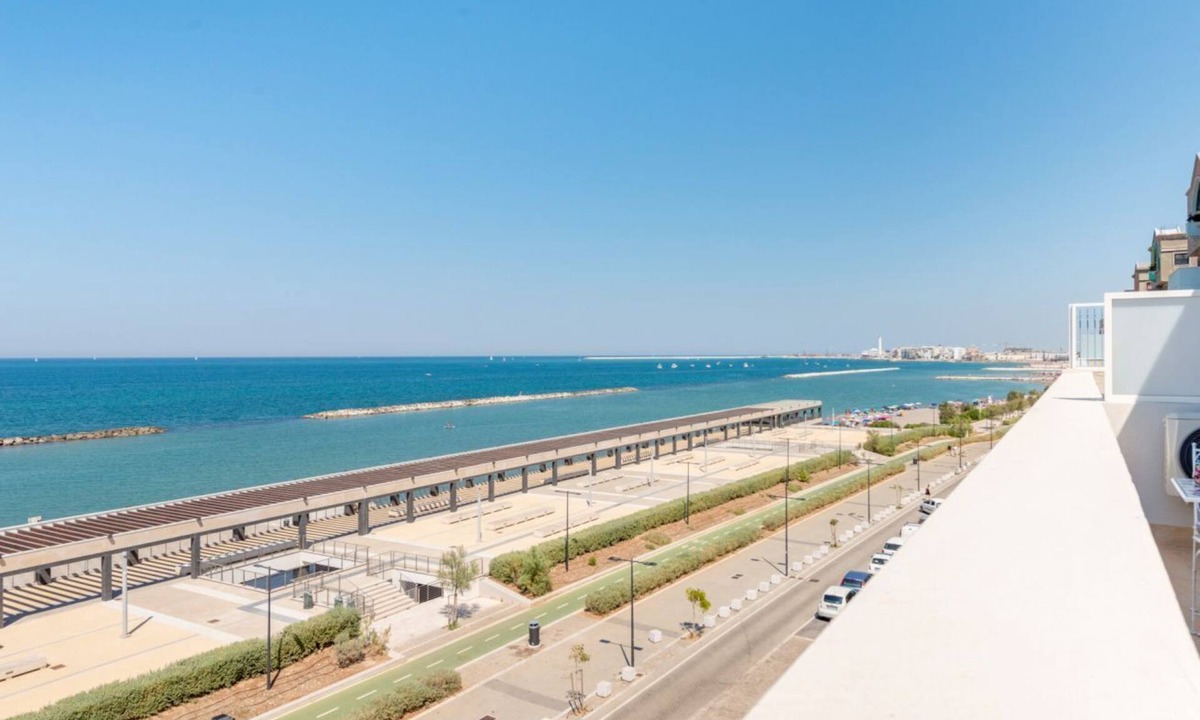 Municipio 3 Apartment | GuestHost - Sea view Apartment with balcony!