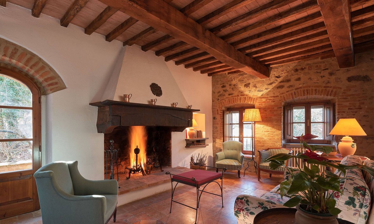 Umbertide House | HAMLET THE POET - HOUSE MOUNT