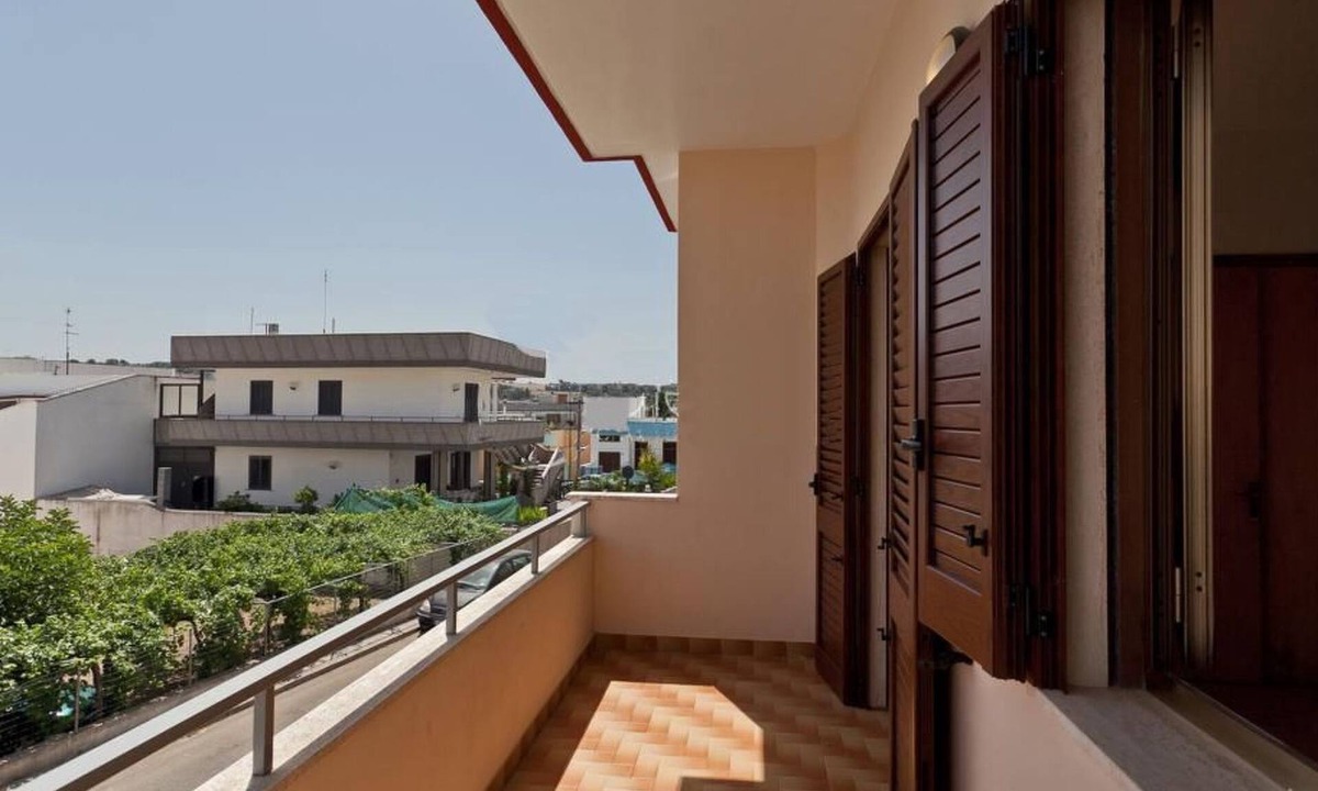 Santa Maria al Bagno Apartment | Helle Wohnung in Santa Maria al Bagno by Interhome